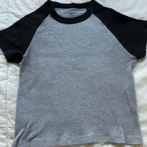 Brandy Melville Tops - Brandy Melville tee